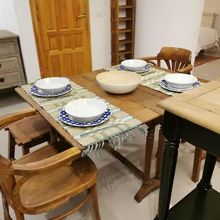 Loft In Beautiful 19Th Century House Apartment Madrid Exterior photo