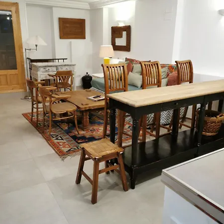 Loft In Beautiful 19Th Century House Apartment Madrid Exterior photo