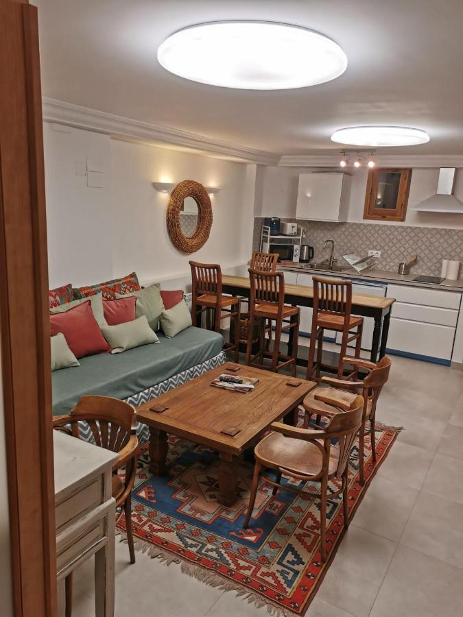 Apartment Loft In Beautiful 19th Century House