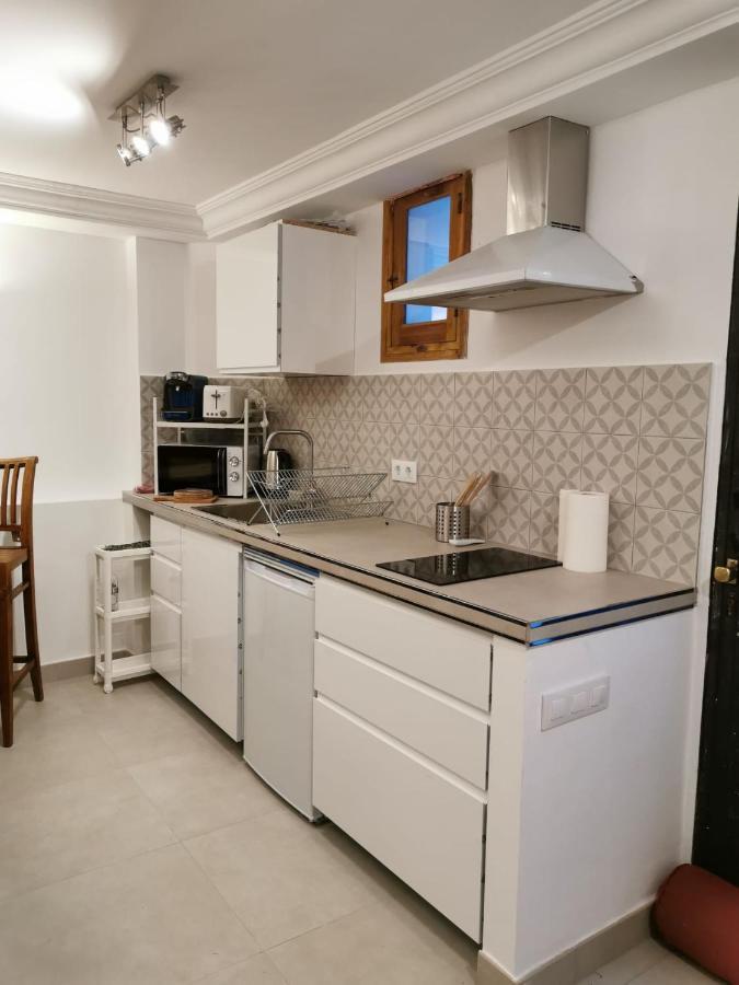Loft In Beautiful 19th Century House Apartment